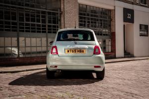 Fiat 500 Hybrid Launch Edition 2020 года  (UK)